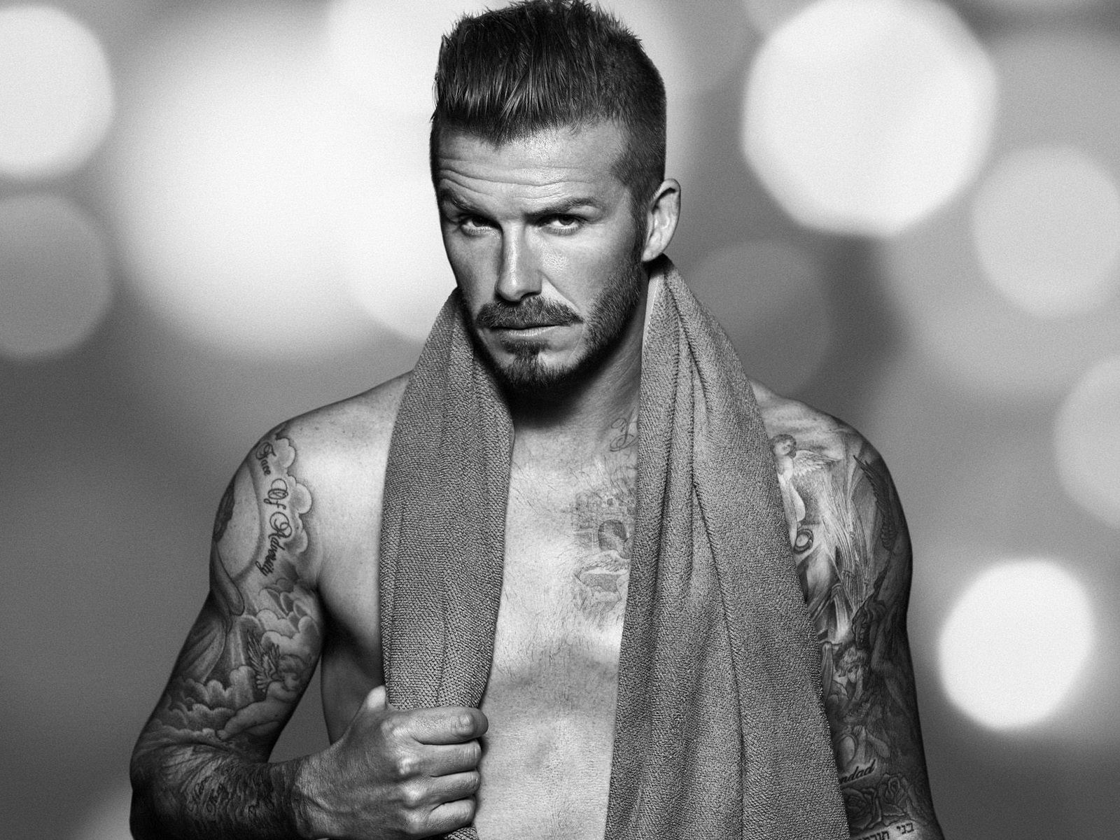 David-Beckham-H-M-2658