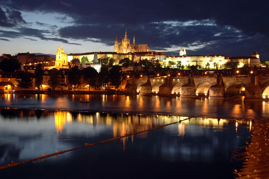 castillo-praga