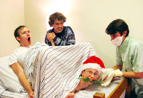 xUtterly-Cringeworthy-Family-Christmas-Cards-6.jpg.pagespeed.ic.dc0ztJsBoR