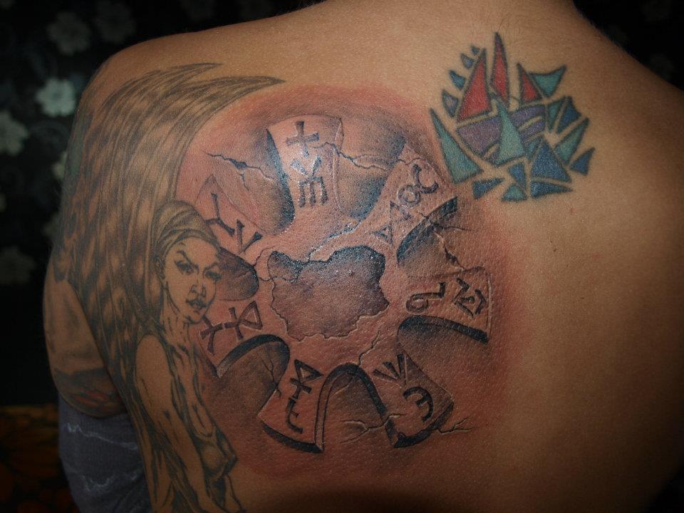 378067_183392028419561_1155123133_n