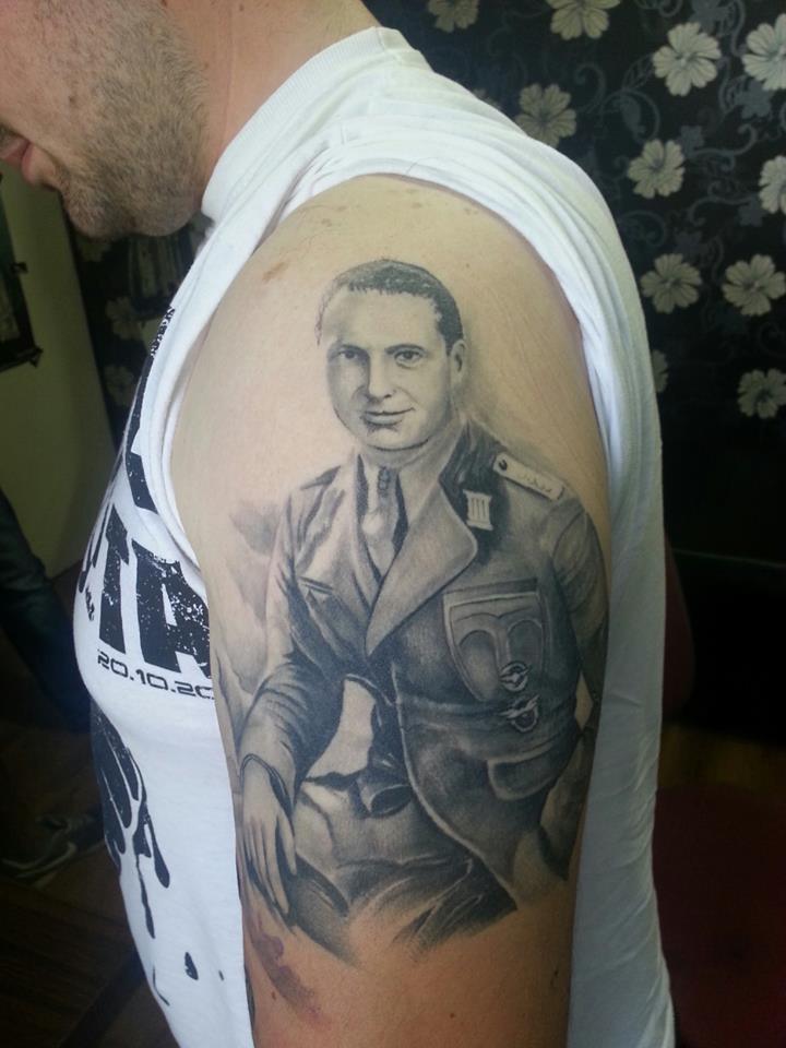 944205_448288781929883_1972482281_n