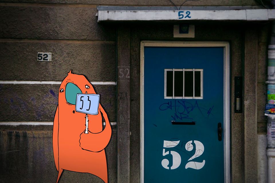 Чудовища обикалят из София (СНИМКИ)