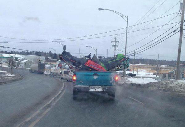 dont-mind-me-just-passing-alone-32-photos-10