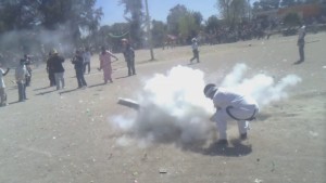 Фестивалът на бомбите взривява Мексико веднъж годишно (ВИДЕО)