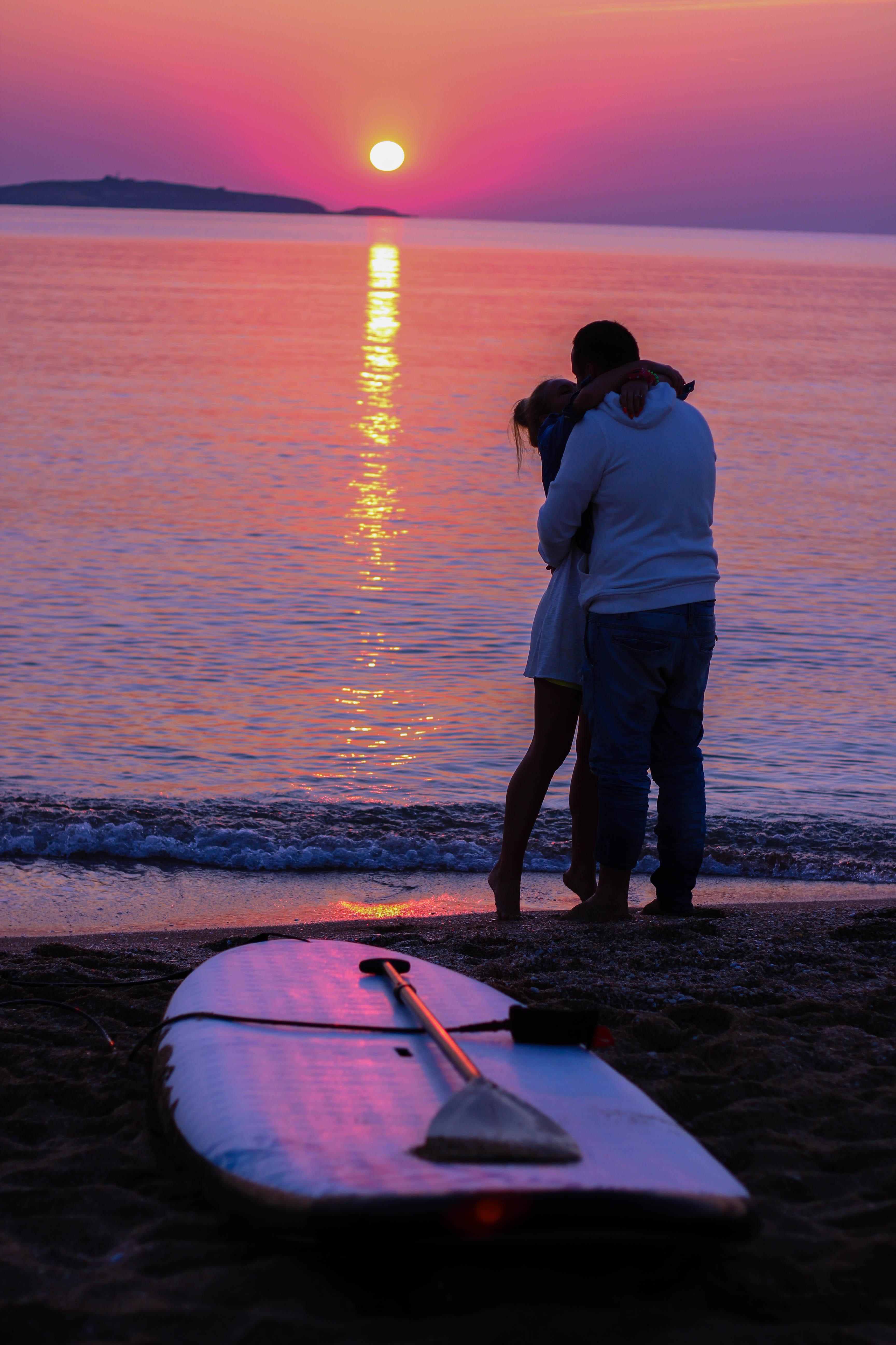 Оцеляхме след 3-дневен кемпистки запой на морето