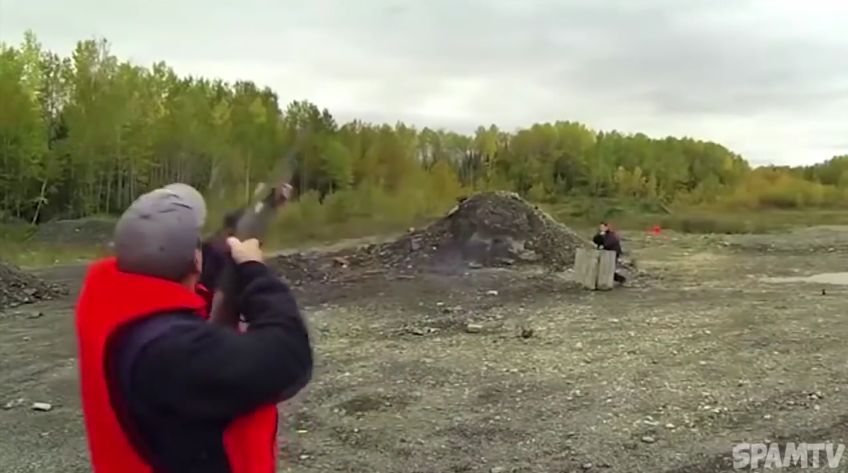 Тъпунгери с оръжия, брато (ВИДЕО)