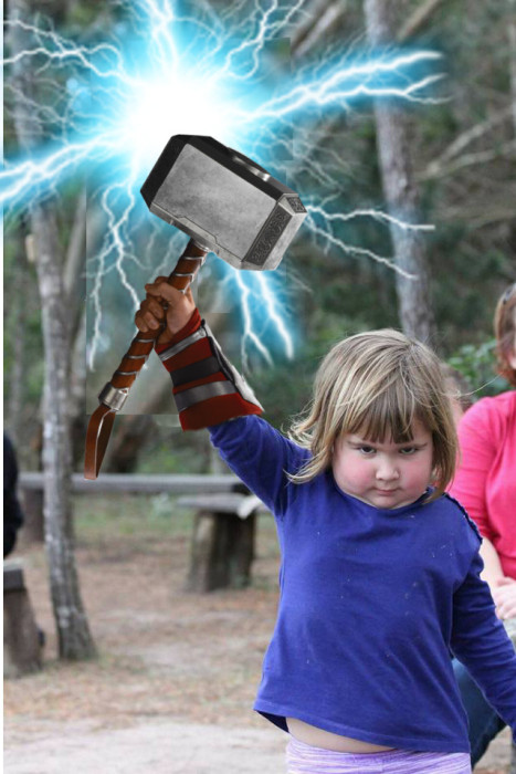 girl_holds_an_owl_08