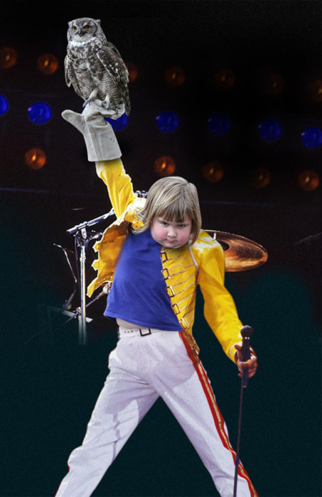 girl_holds_an_owl_15