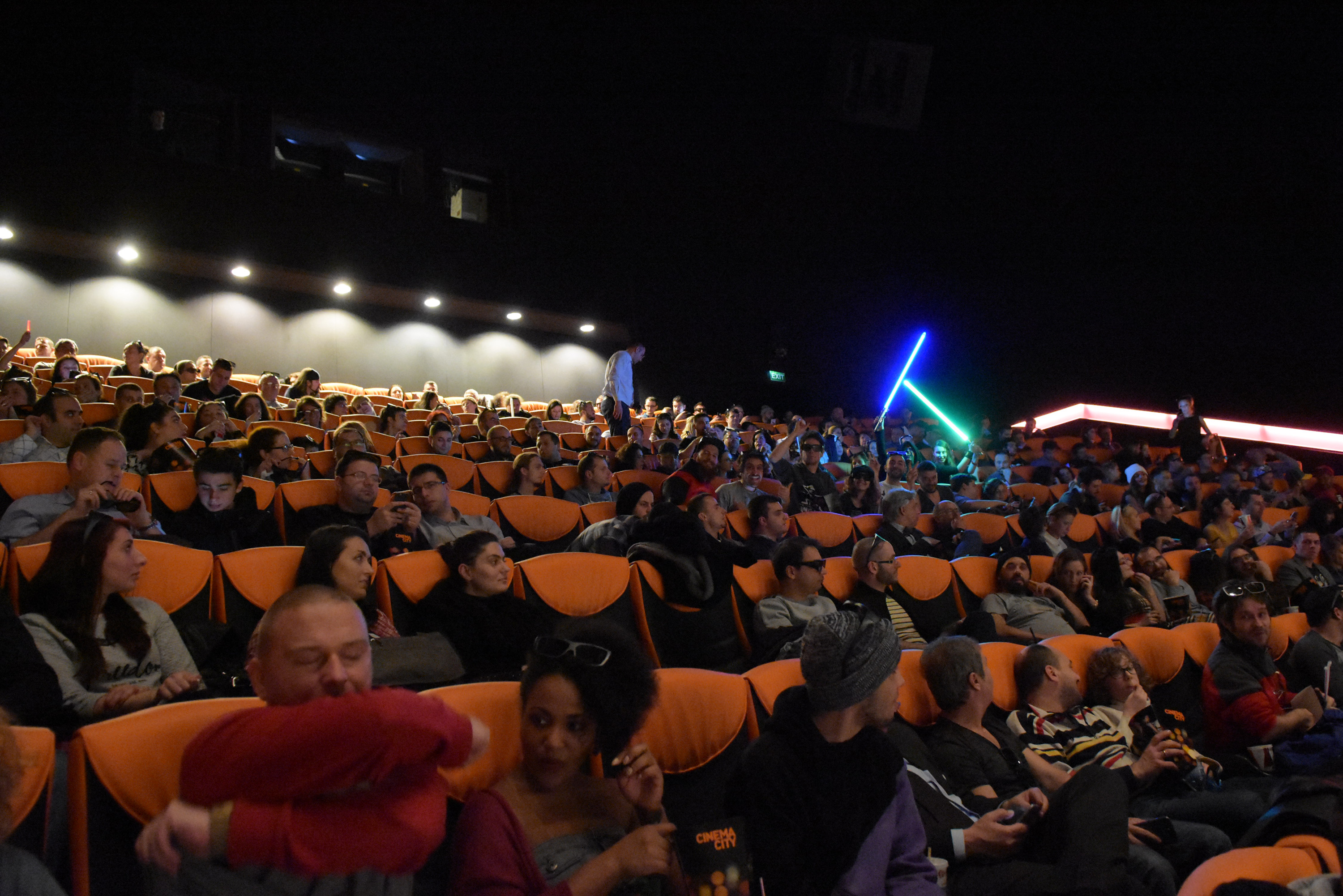 Дарт Вейдър, Чубака и Йода вилняха в София