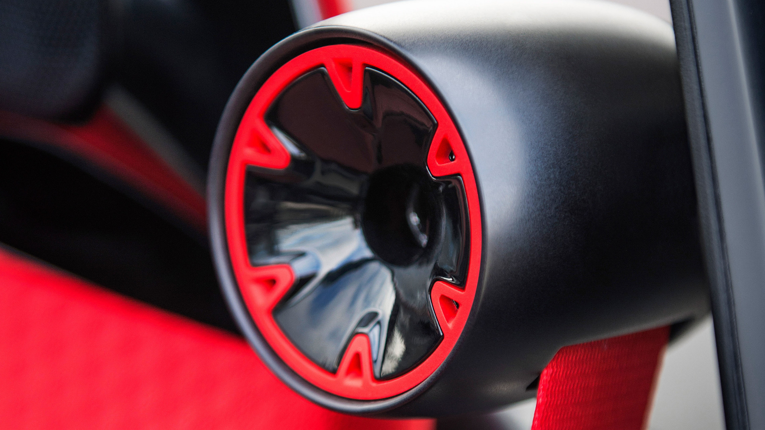 Opel GT или как човекът и машината се превръщат в едно