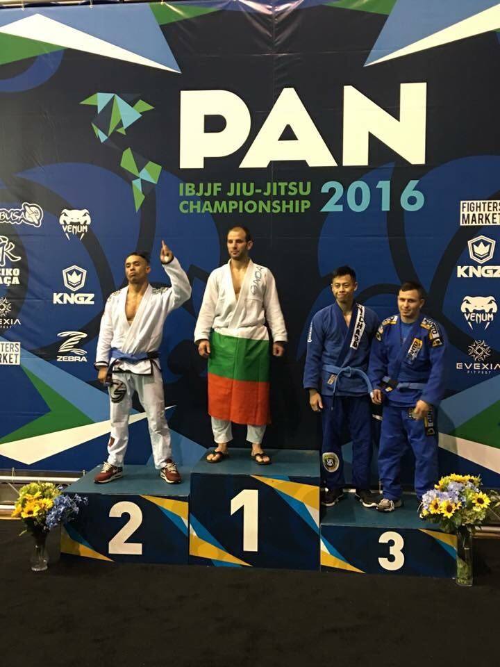 12910332_10154812661559782_798101647_n