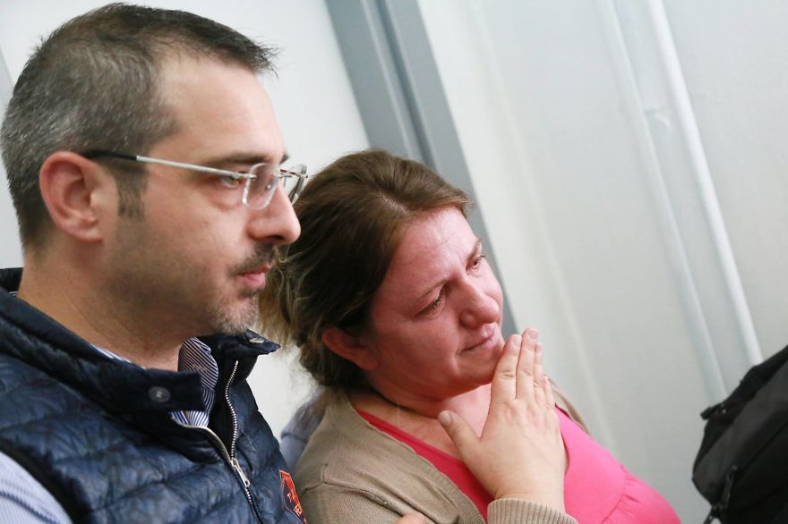 Албански полицаи се преоблякоха на супергерои и посетиха болница с деца