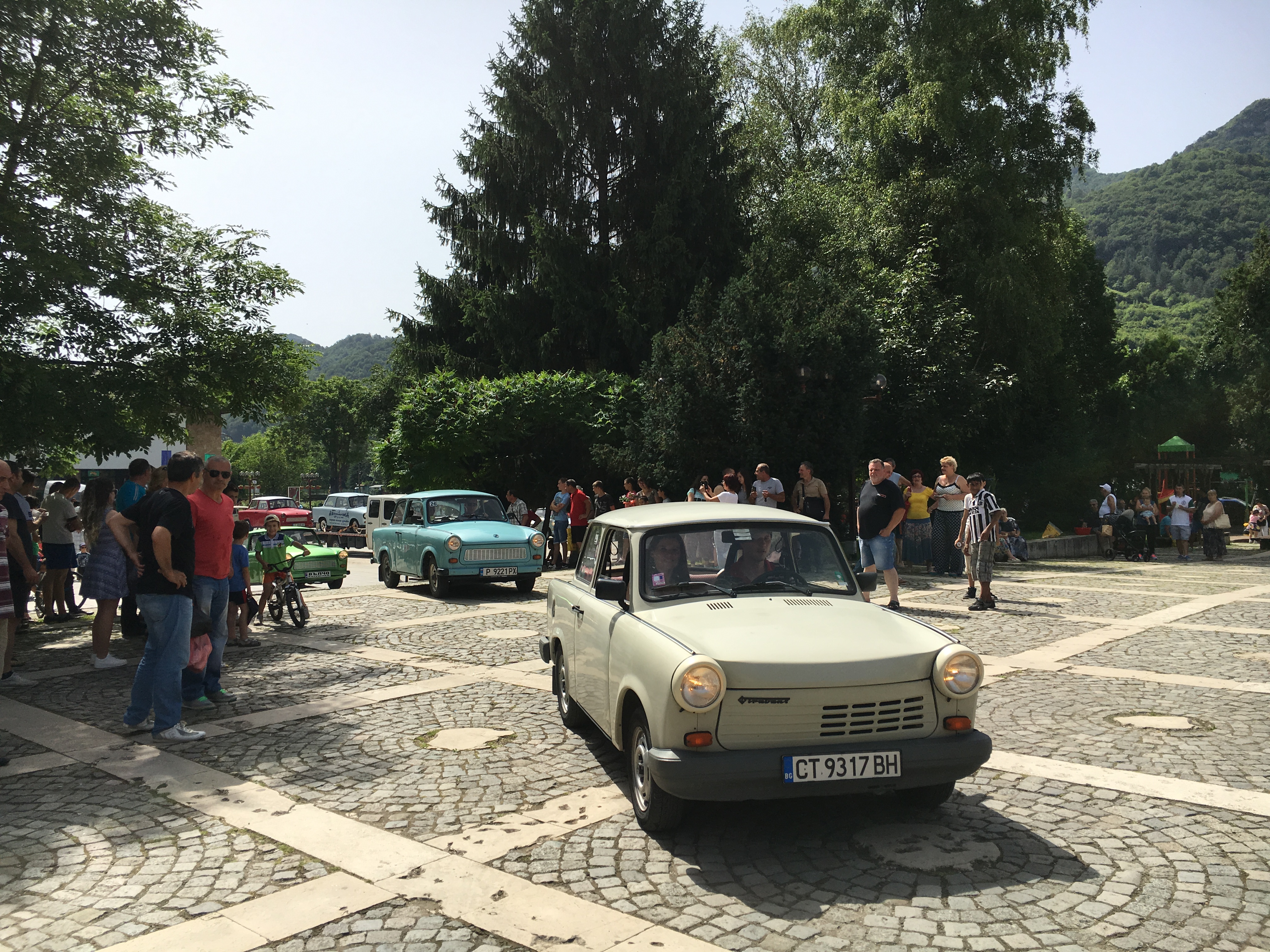 "Трабант фест" се проведе в Тетевен (СНИМКИ и ВИДЕО)