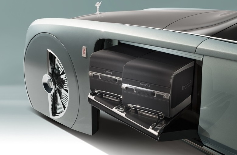 Шофьорското място изчезва, брато