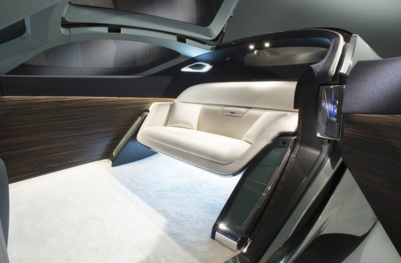 Шофьорското място изчезва, брато