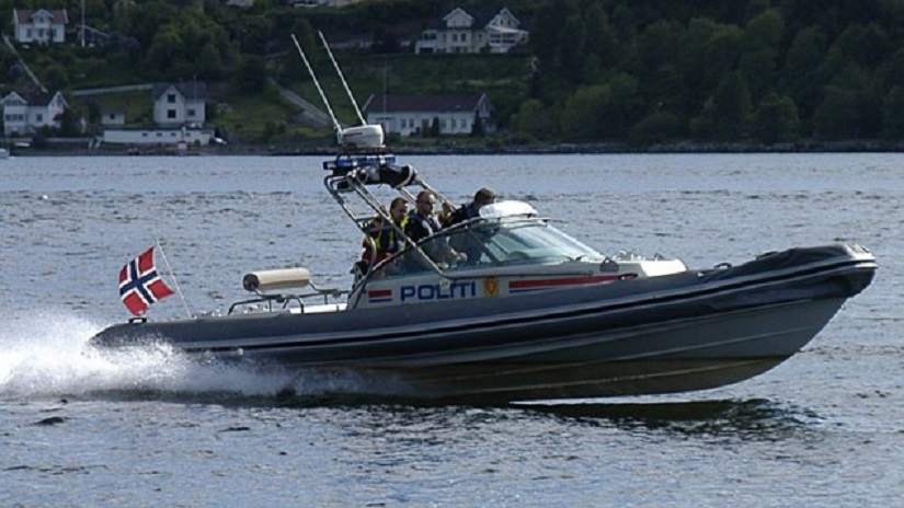 Norwegian_Police_Boat-635x357