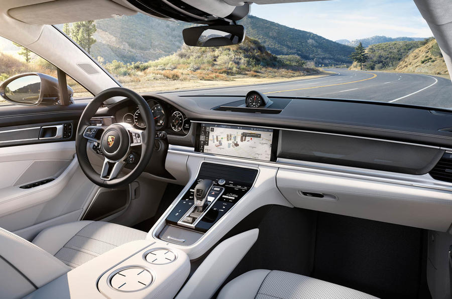 Новата Panamera или най-бързата серийна лимузина (СНИМКИ)