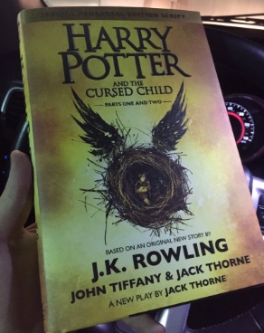 Излезе осмата книга за Хари Потър, опашки пред книжарниците