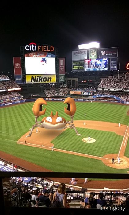 На погребение, на фронта и още странни места, където хванаха покемони