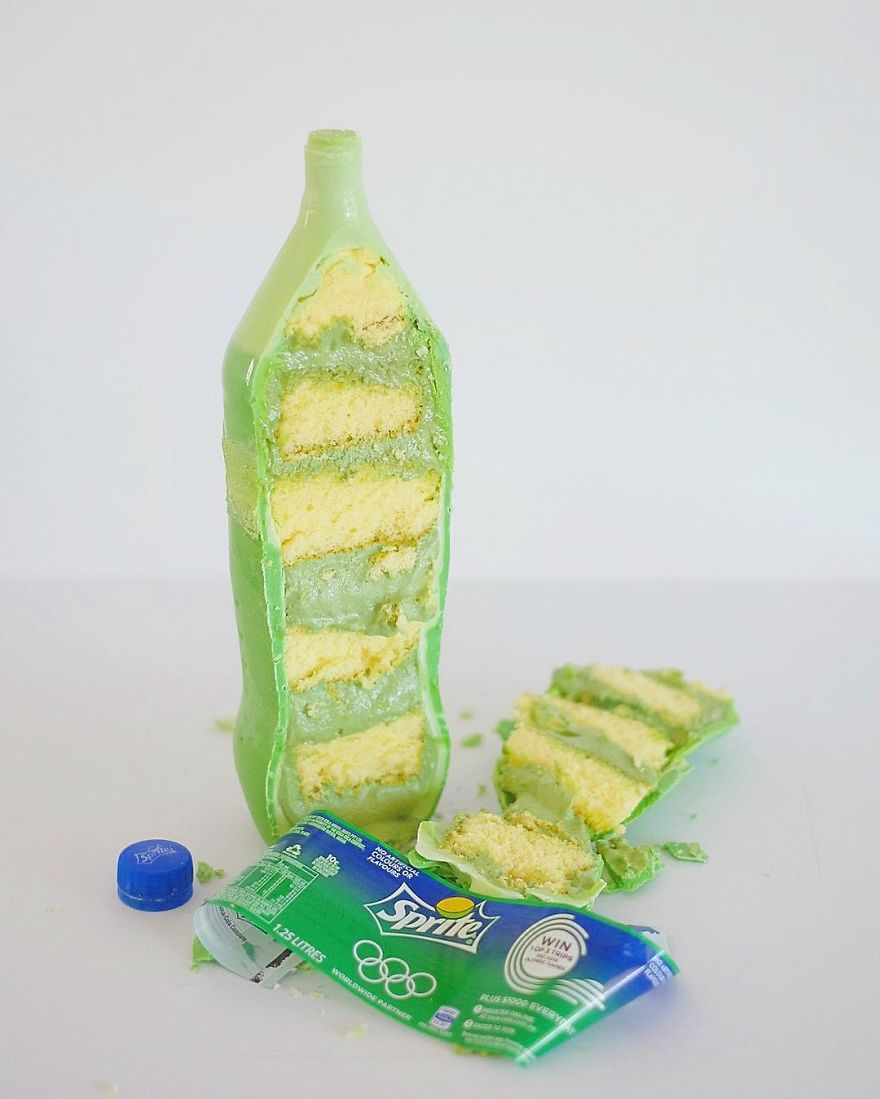 Girl-from-Australia-makes-Soda-Cake-57b572815505d__880