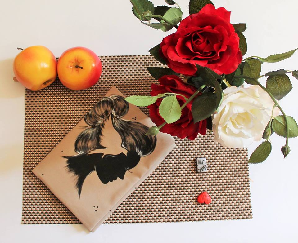 Спечели дрехи за твоята книга в играта ни по случай първия учебен ден