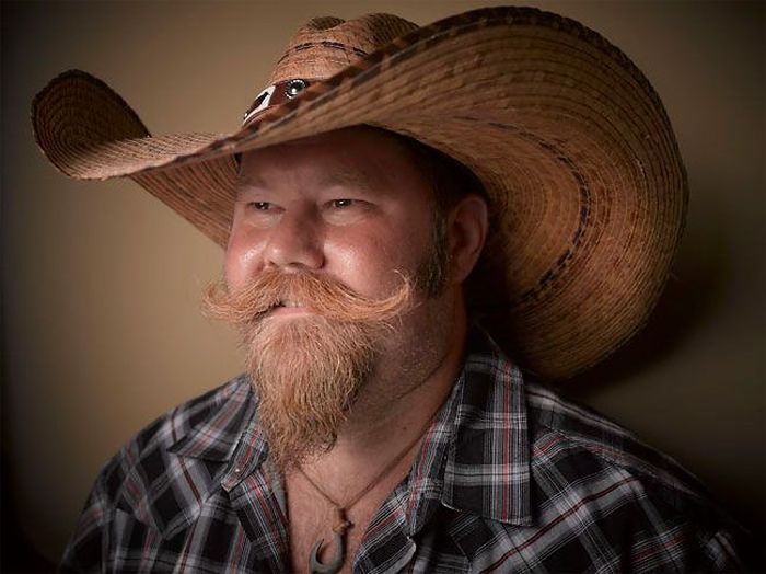 mustache_and_beard_13