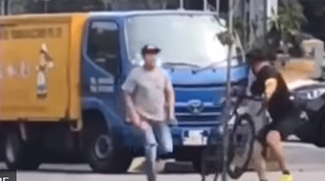 ВИДЕО: Агресия на пътя и един набързо полегнал от удар в зъбите